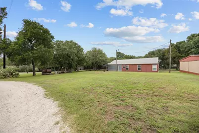 153 Center Loop, Whitney, TX 76692 - Photo 5