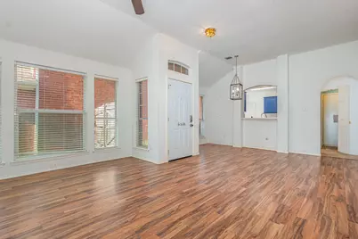5110 Waltham Court, Garland, TX 75043 - Photo 9