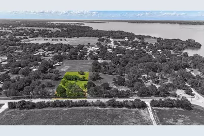 126 W Shady Shores Road, Shady Shores, TX 76210 - Photo 5