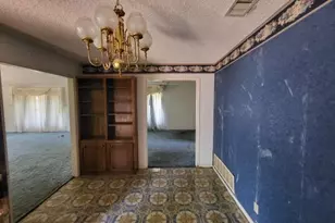 306 Wade St, Olney, TX 76374 - Photo 13