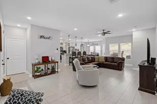 3228 Lakeside Dr, Granbury, TX 76048 - Photo 9