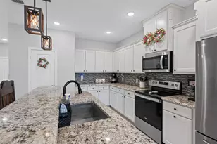 3228 Lakeside Dr, Granbury, TX 76048 - Photo 15