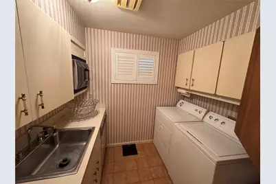 905 Bennett Drive, Bowie, TX 76230 - Photo 37