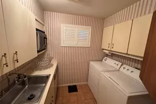 905 Bennett Dr, Bowie, TX 76230 - Photo 37