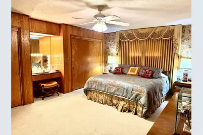 905 Bennett Drive, Bowie, TX 76230 - Photo 29