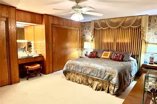 905 Bennett Dr, Bowie, TX 76230 - Photo 29