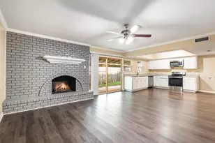 3042 Ravine Trail, Carrollton, TX 75007 - Photo 7