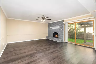 3042 Ravine Trail, Carrollton, TX 75007 - Photo 3