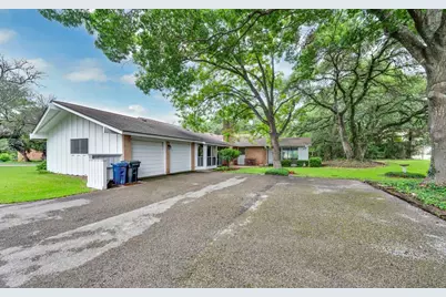 2832 Wooded Acres Drive, Waco, TX 76710 - Photo 31