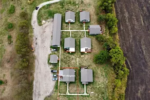 901 Kingdom Cir, Waxahachie, TX 75165 - Photo 21