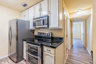 5590 Spring Valley Rd, Dallas, TX 75254 - Photo 9