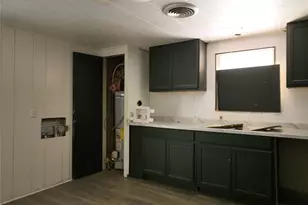 927 London St, Vernon, TX 76384 - Photo 11