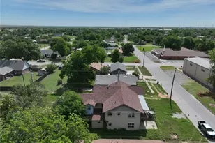 1428 Texas St, Vernon, TX 76384 - Photo 3