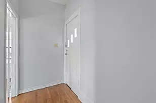 516 Mill St, Denton, TX 76205 - Photo 3