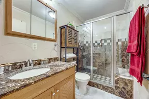 1023 N Leslie Ave, Sherman, TX 75092 - Photo 13