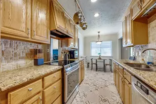 1023 N Leslie Ave, Sherman, TX 75092 - Photo 9