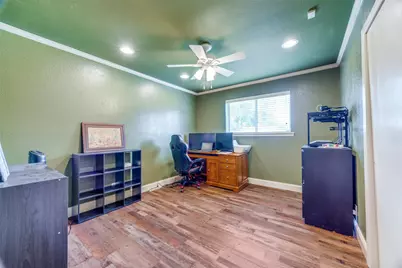 1023 N Leslie Avenue, Sherman, TX 75092 - Photo 11