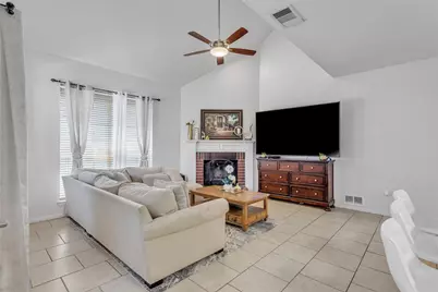 2806 Wandering Oak Drive, Corinth, TX 76208 - Photo 13