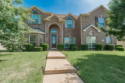 824 Regal Bluff Lane, DeSoto, TX 75115 - Photo 1