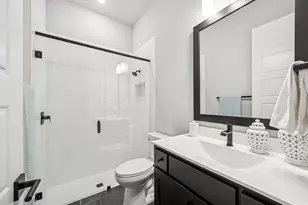 2221 Village Trl, Lakewood Village, TX 75068 - Photo 15