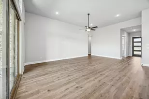 2221 Village Trl, Lakewood Village, TX 75068 - Photo 19