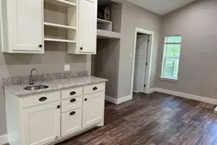 5712 County Rd 402, Grandview, TX 76050 - Photo 29