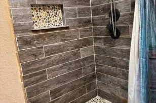 5712 County Rd 402, Grandview, TX 76050 - Photo 33