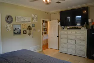 5712 County Rd 402, Grandview, TX 76050 - Photo 15