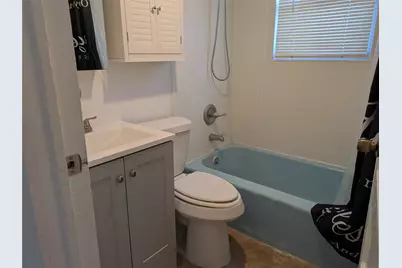 411 S Bradshaw Street, Denton, TX 76205 - Photo 13