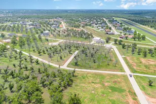 7018 Gulfstream Dr, Granbury, TX 76049 - Photo 9