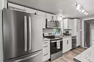 84 Kristin Dr, Pottsboro, TX 75076 - Photo 9