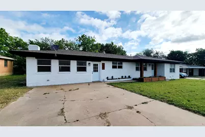 1447 W Lingleville Road, Stephenville, TX 76401 - Photo 1