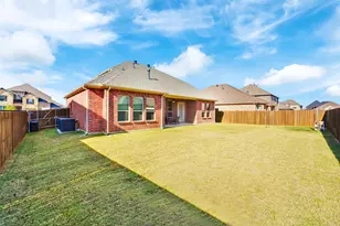 7216 Monet Ln, Grand Prairie, TX 75054 - Photo 37