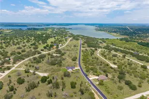 7705 Feather Bay Dr, Brownwood, TX 76801 - Photo 37