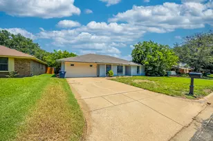 4612 Applewood Rd, Fort Worth, TX 76133 - Photo 1