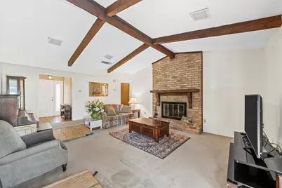 300 Travis Lane, Hewitt, TX 76643 - Photo 9