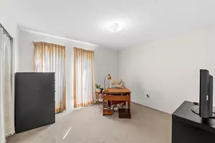 300 Travis Ln, Hewitt, TX 76643 - Photo 13