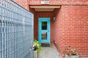 829 W Daggett Ave, Fort Worth, TX 76104 - Photo 1