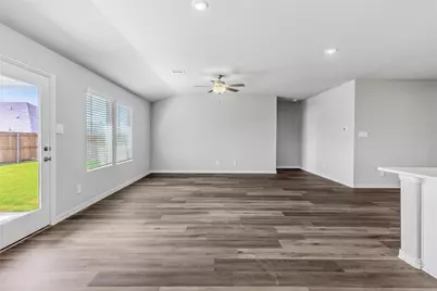 250 Sugarlands Drive, Greenville, TX 75402 - Photo 11