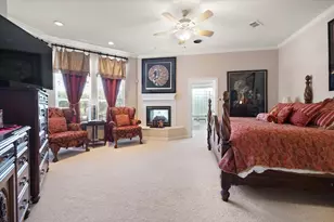 2907 Monties Ln, Arlington, TX 76015 - Photo 9