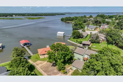 696 Harbor Drive N, Azle, TX 76020 - Photo 5