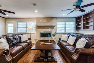 4221 Shady Hill Dr, Dallas, TX 75229 - Photo 15