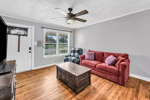 1007 SE 24th St, Mineral Wells, TX 76067 - Photo 5