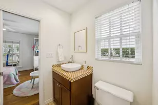 7011 Lindsley Ave, Dallas, TX 75223 - Photo 15