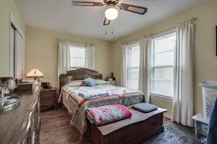 201 S Lake Dallas Dr, Lake Dallas, TX 75065 - Photo 17