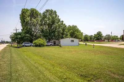 201 S Lake Dallas Drive, Lake Dallas, TX 75065 - Photo 33