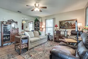 201 S Lake Dallas Dr, Lake Dallas, TX 75065 - Photo 5