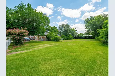 216 W Jerden Lane, Dallas, TX 75208 - Photo 13