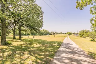 1055 Miller Rd, Reno, TX 76020 - Photo 31