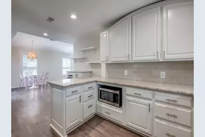 4315 Cabell Drive, Dallas, TX 75204 - Photo 1